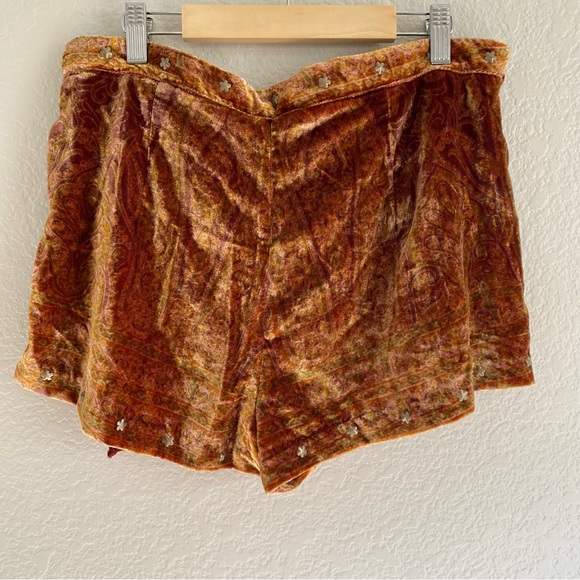 NWOT Free People Paisley Punk Velvet Skort size 6 - Picture 6 of 10